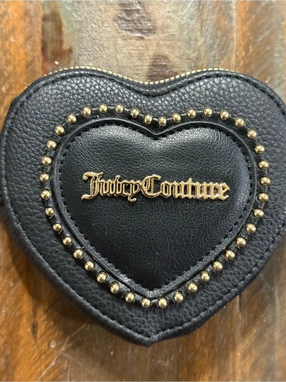Juicy Couture Love Never Dies Heart Zip Around Wristlet Black Gold NWT